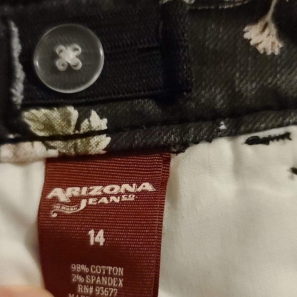 NWT Girl's Arizona Floral Jeans (E4) - Picture 5 of 5